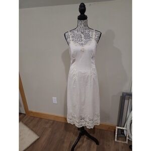Vtg. Wonder Maid Ivory Cream Full Length Women SZ 36 Non Cling Slip ballet